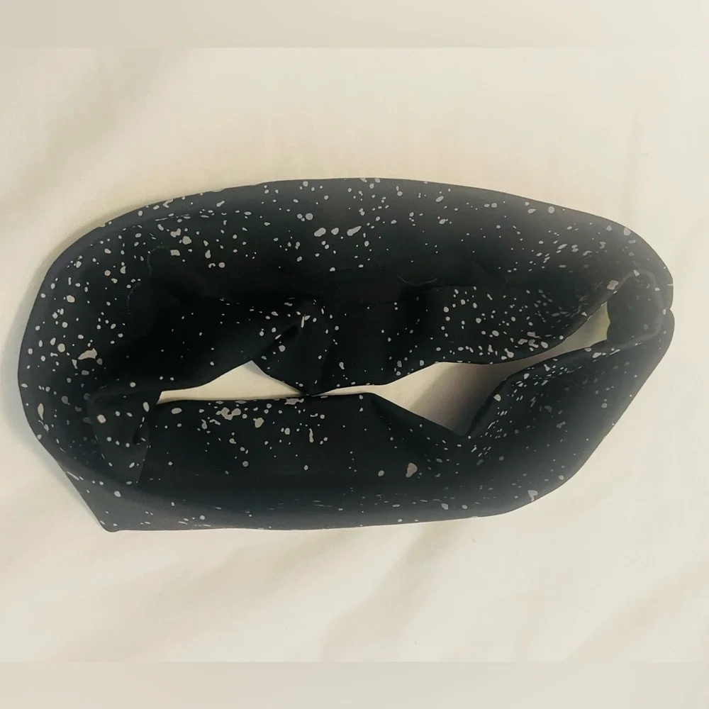 Zyia Active Reflective Black Spotted Double Layer Headband